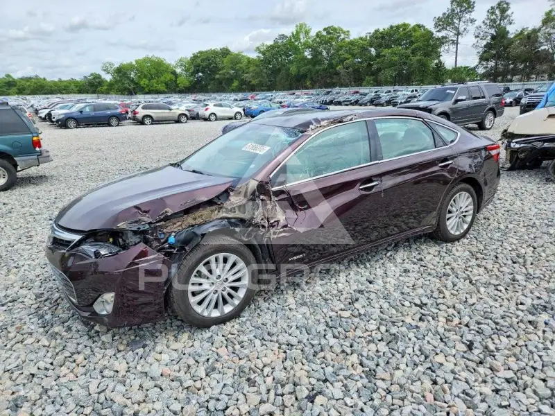 2013 Toyota AVALON фото