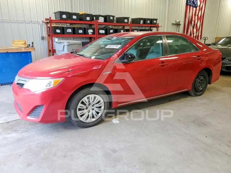 2013 Toyota CAMRY фото