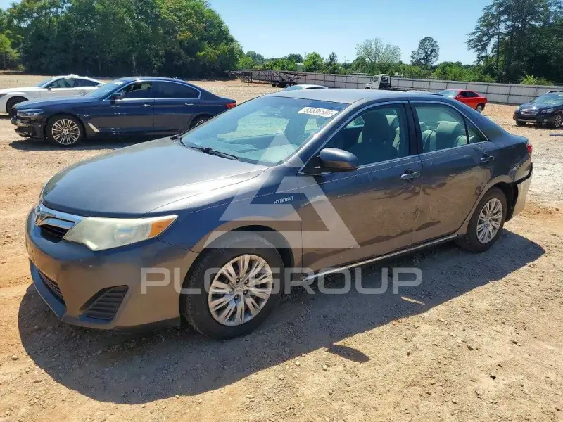 2013 Toyota CAMRY фото