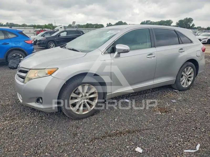 2013 Toyota VENZA photo
