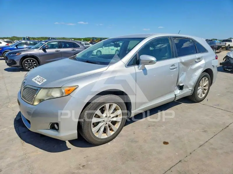 2013 Toyota VENZA photo