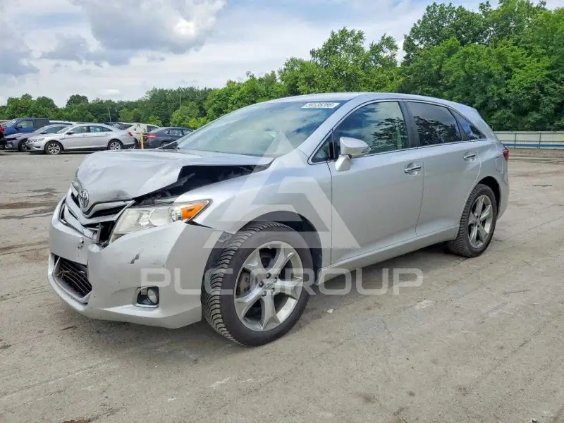 2013 Toyota VENZA photo