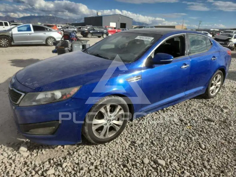 2013 KIA Optima photo