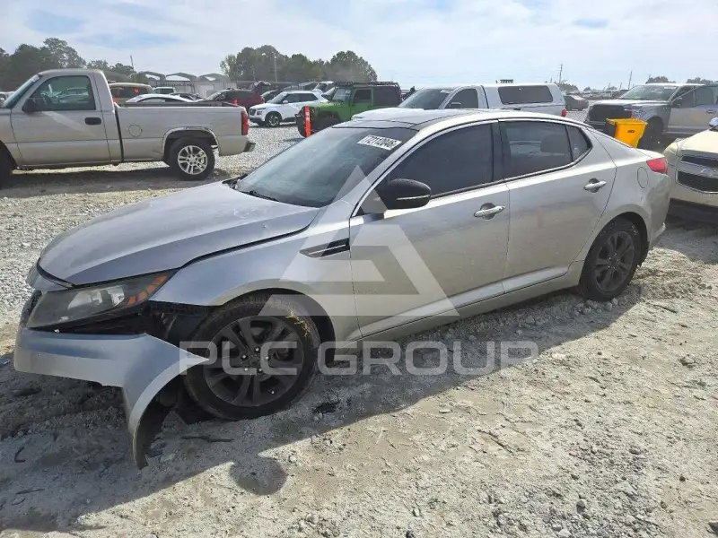 2013 KIA Optima фото