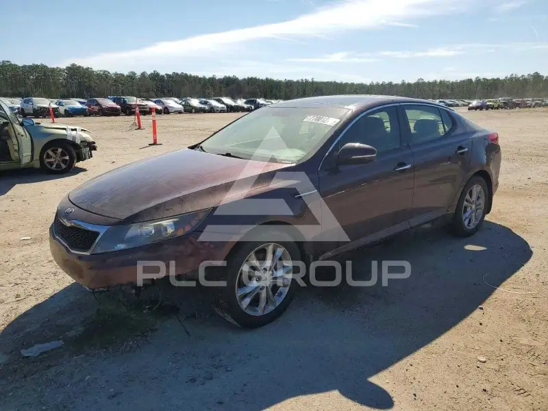 2013 KIA Optima фото
