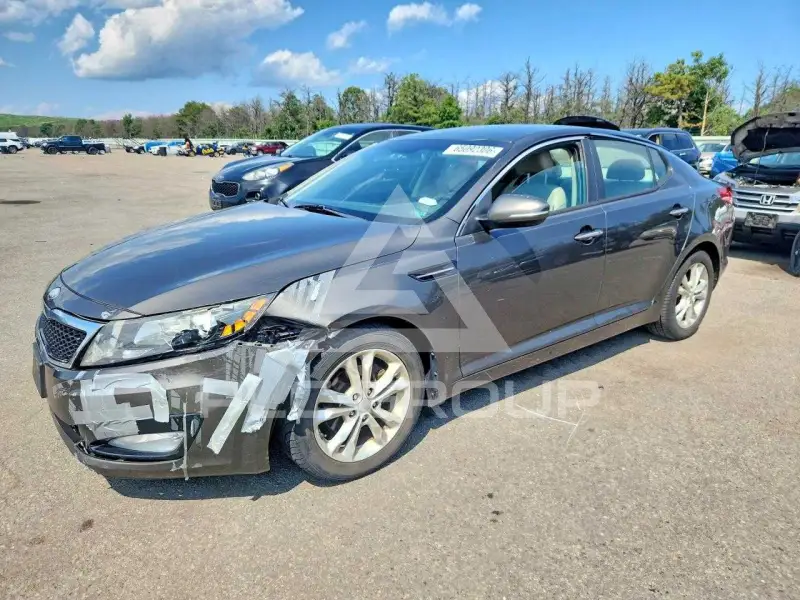 2013 KIA Optima фото