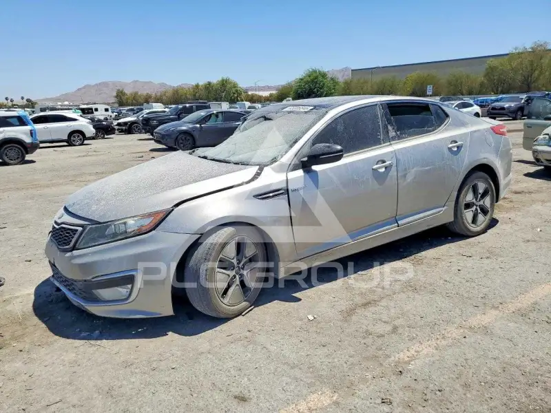 2013 KIA Optima photo