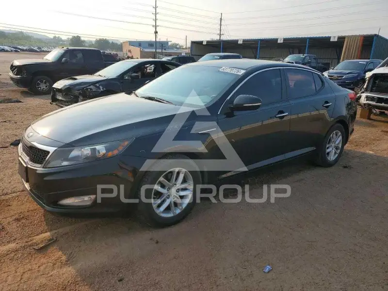 2013 KIA Optima photo