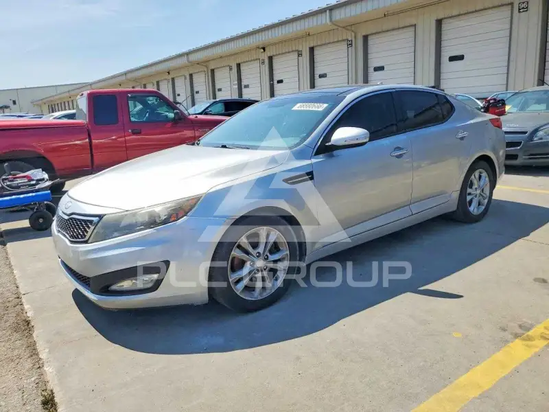 2013 KIA Optima photo