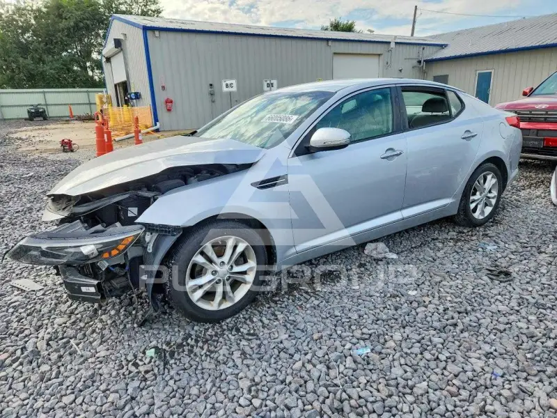 2013 KIA Optima фото
