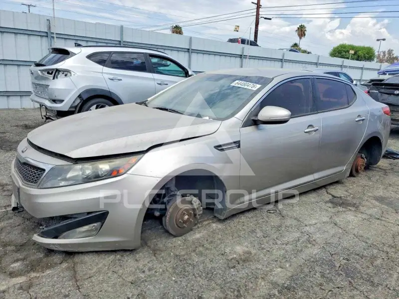 2013 KIA Optima photo