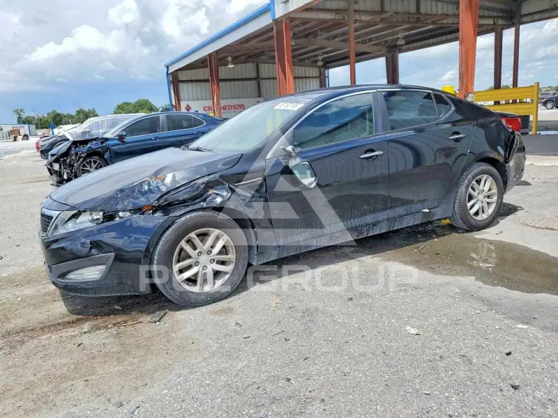 2013 KIA Optima photo