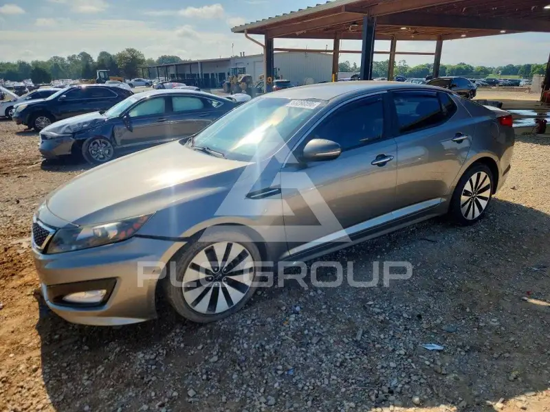 2013 KIA Optima photo