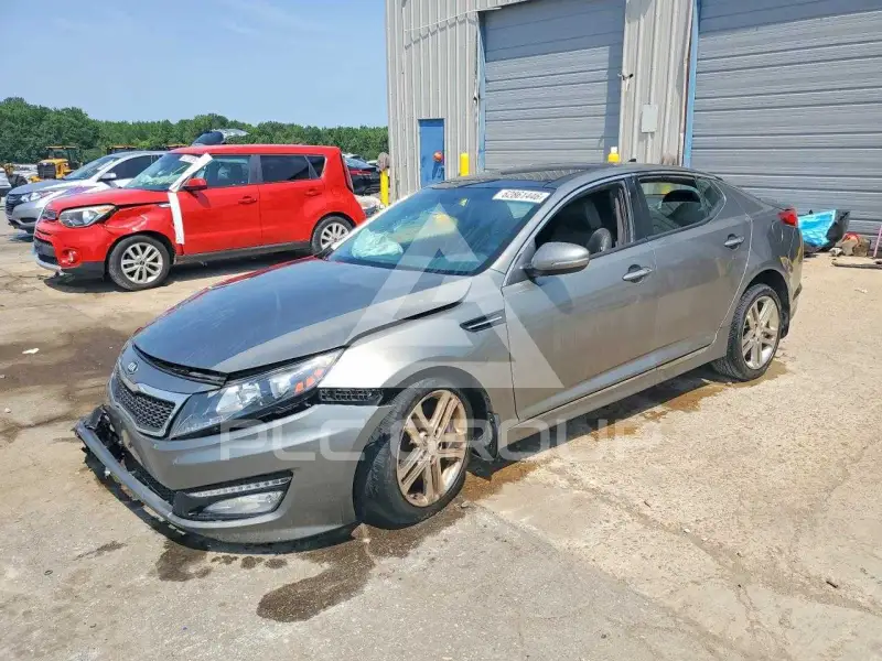 2013 KIA Optima фото