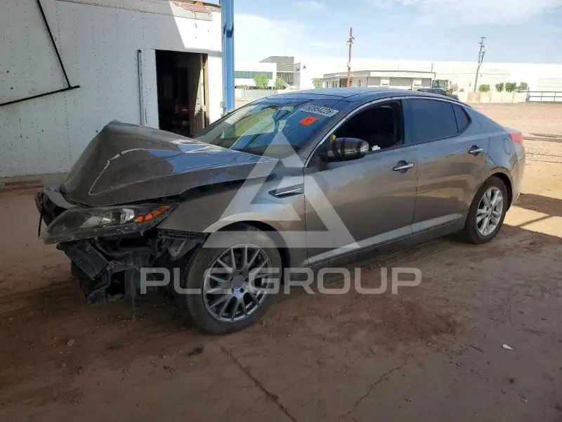 2013 KIA Optima photo