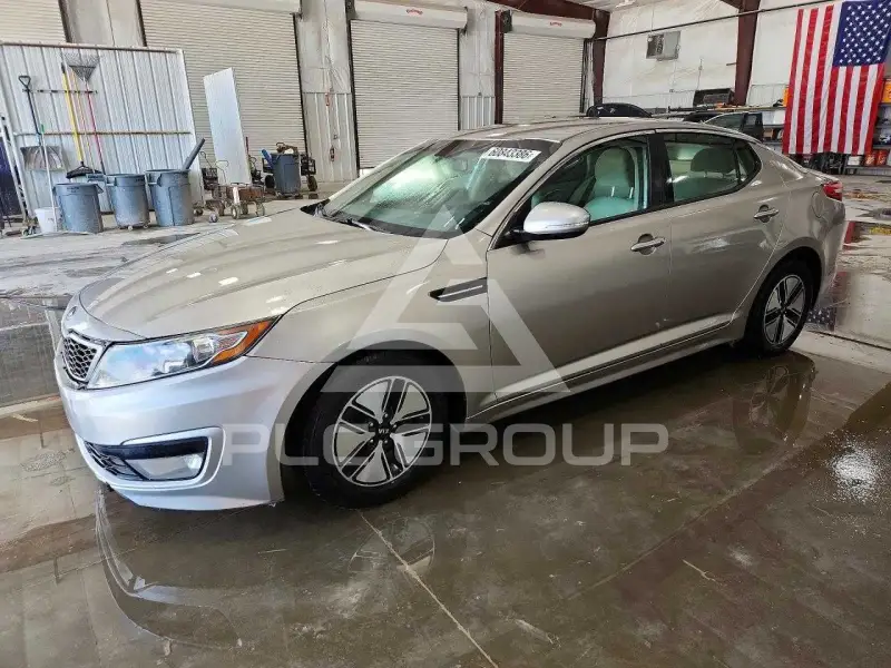 2013 KIA Optima фото
