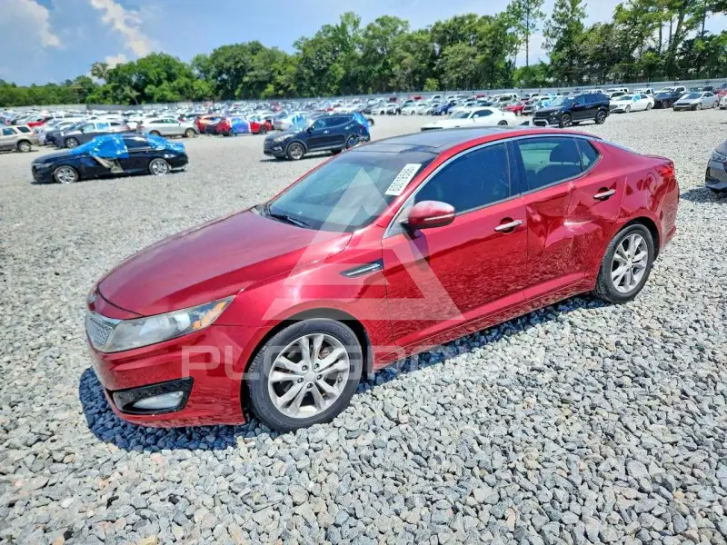 2013 KIA Optima photo