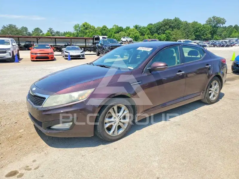 2013 KIA Optima photo