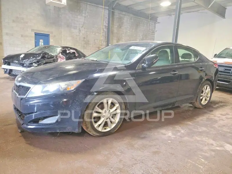 2013 KIA Optima фото