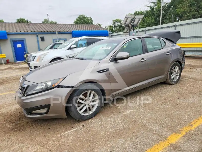 2013 KIA Optima photo