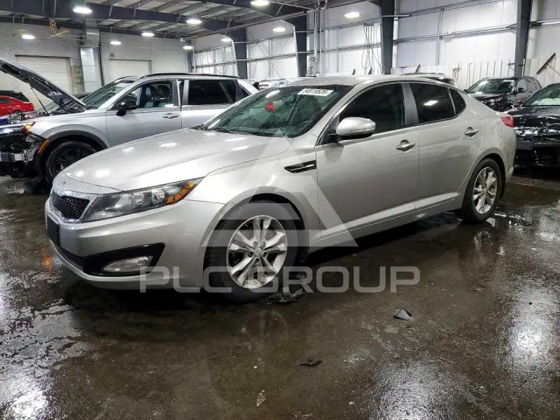 2013 KIA Optima фото