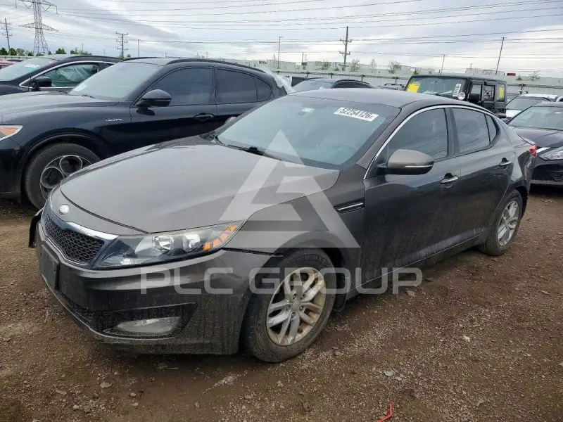 2013 KIA Optima photo