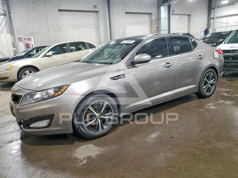 2013 KIA Optima фото