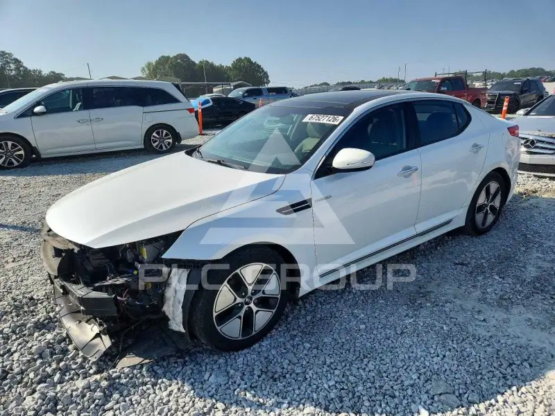 2013 KIA Optima photo