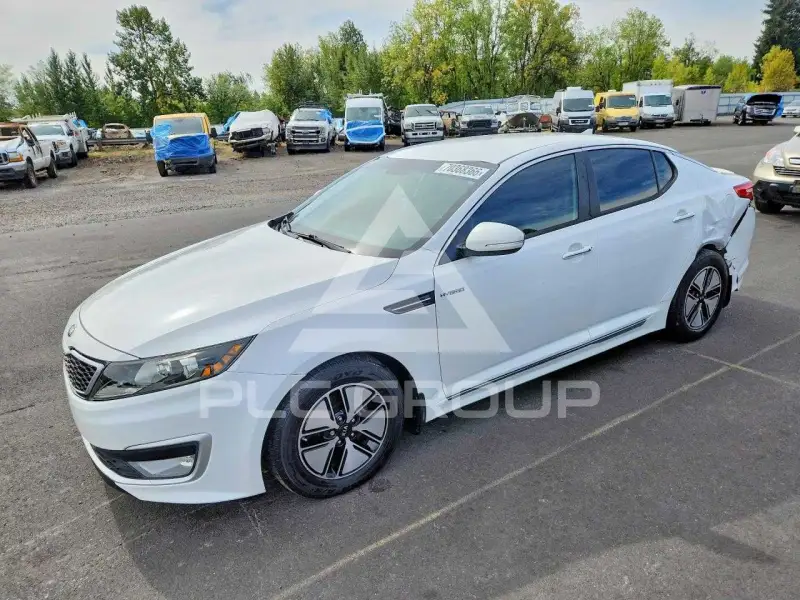 2013 KIA Optima фото