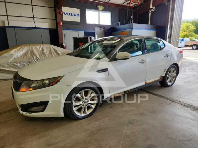 2013 KIA Optima фото