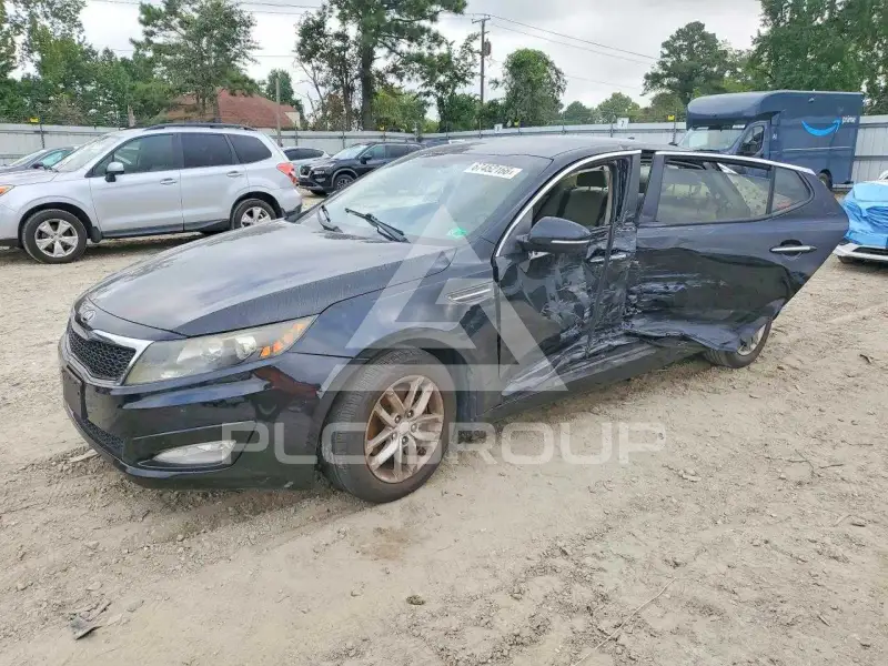 2013 KIA Optima photo