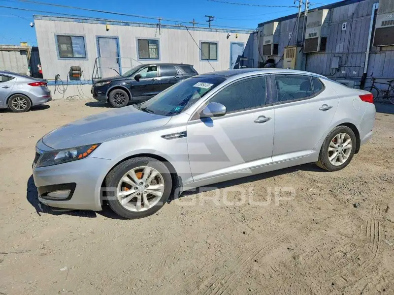 2013 KIA Optima фото