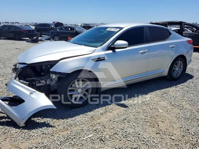 2013 KIA Optima photo