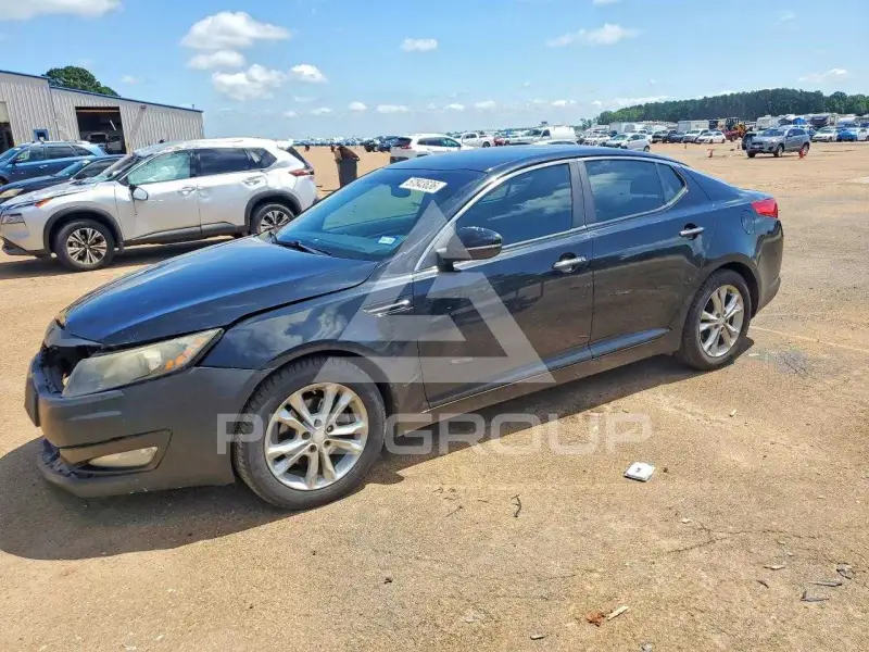 2013 KIA Optima фото