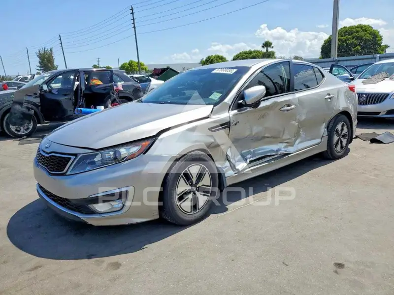 2013 KIA Optima фото