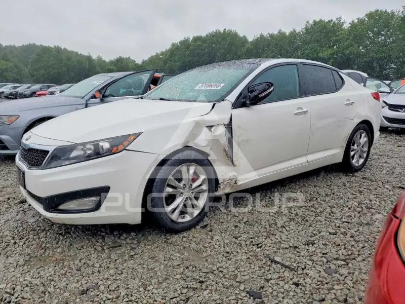 2013 KIA Optima photo