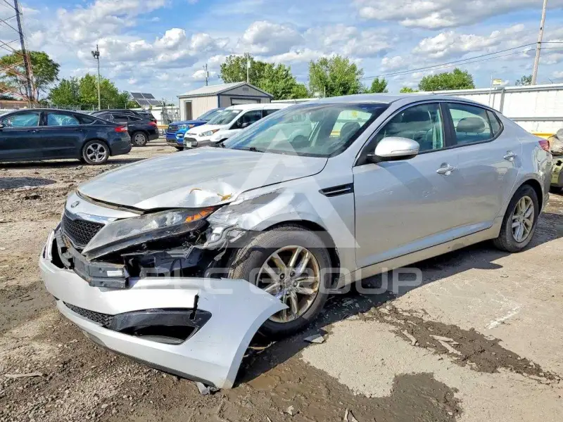2013 KIA Optima photo