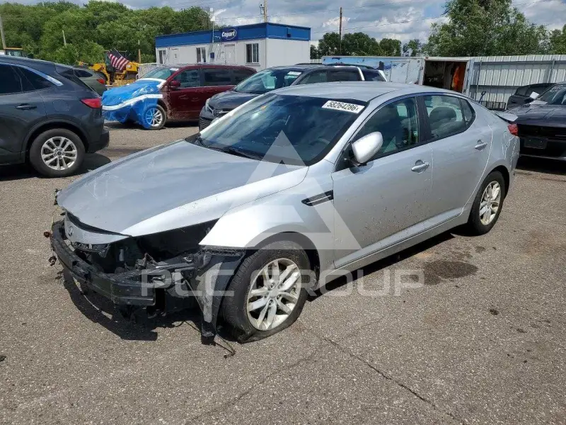 2013 KIA Optima photo