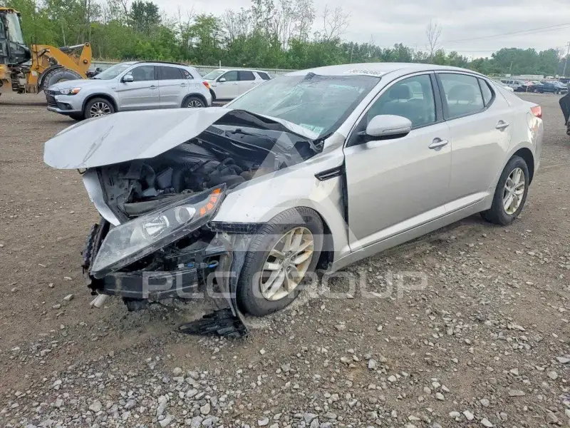 2013 KIA Optima photo