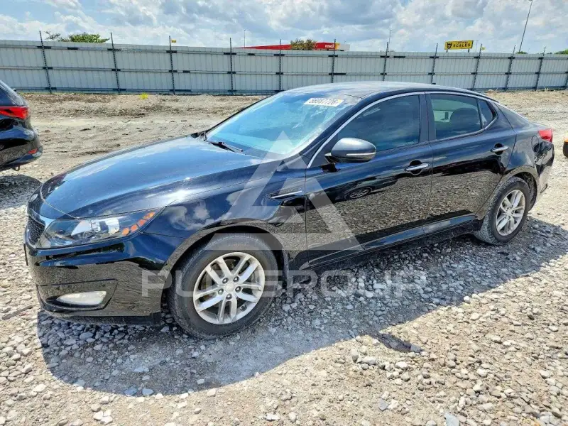 2013 KIA Optima photo