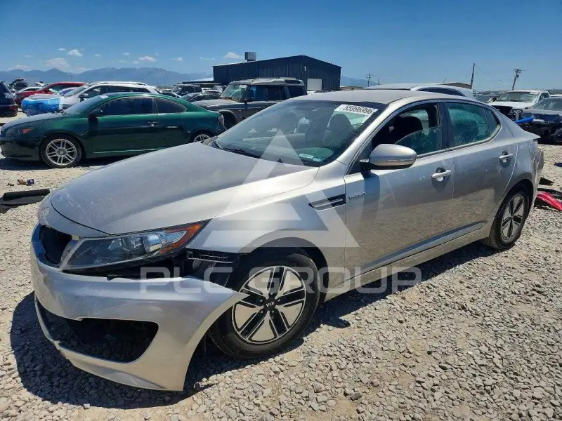 2013 KIA Optima photo