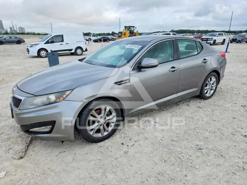2013 KIA Optima фото