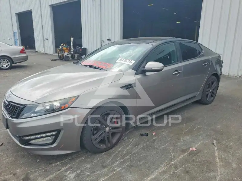 2013 KIA Optima photo