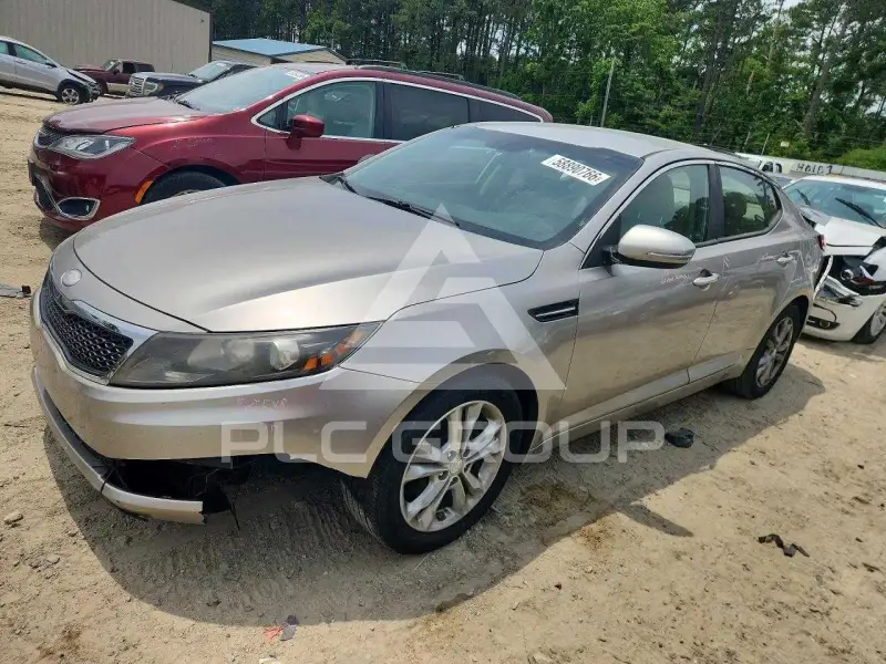 2013 KIA Optima фото
