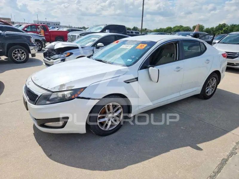 2013 KIA Optima фото