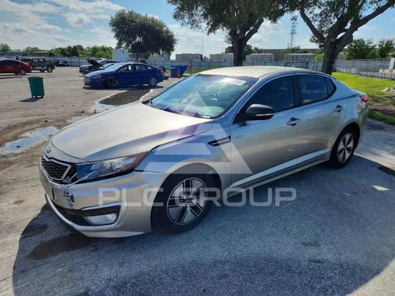 2013 KIA Optima фото
