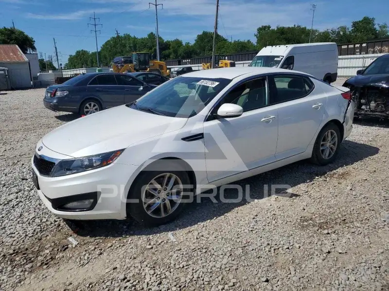 2013 KIA Optima photo