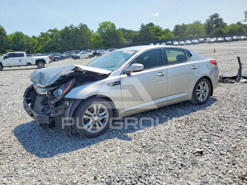 2013 KIA Optima photo