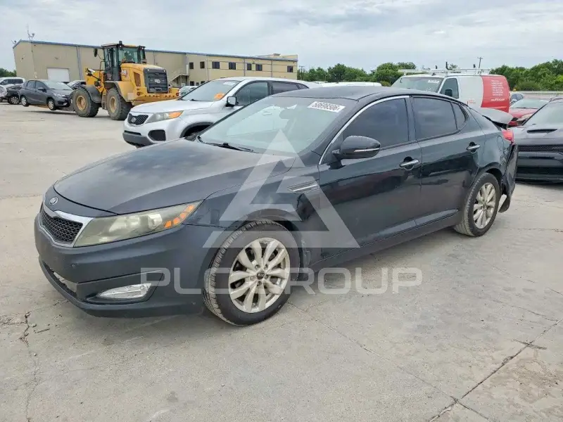 2013 KIA Optima photo