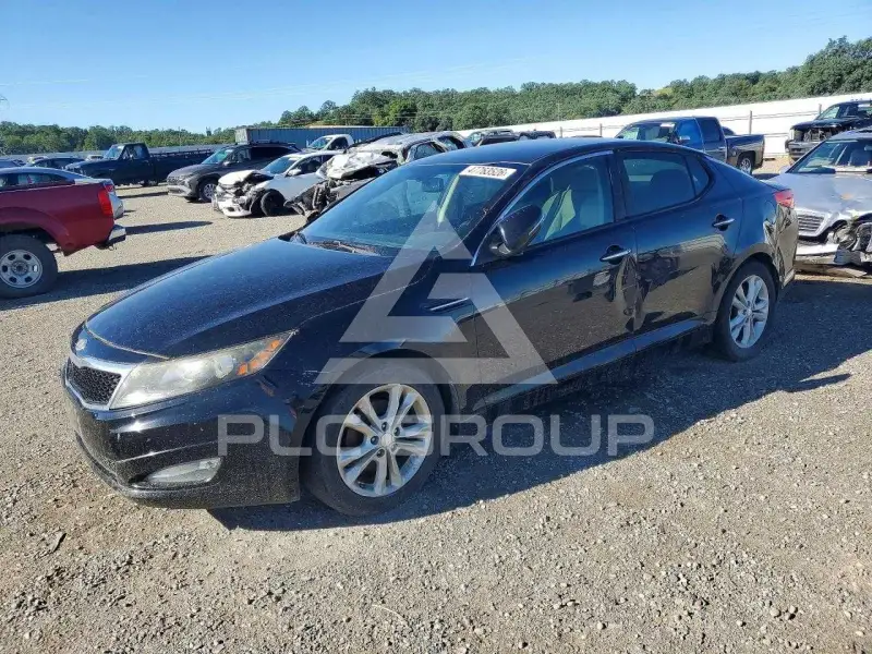 2013 KIA Optima фото